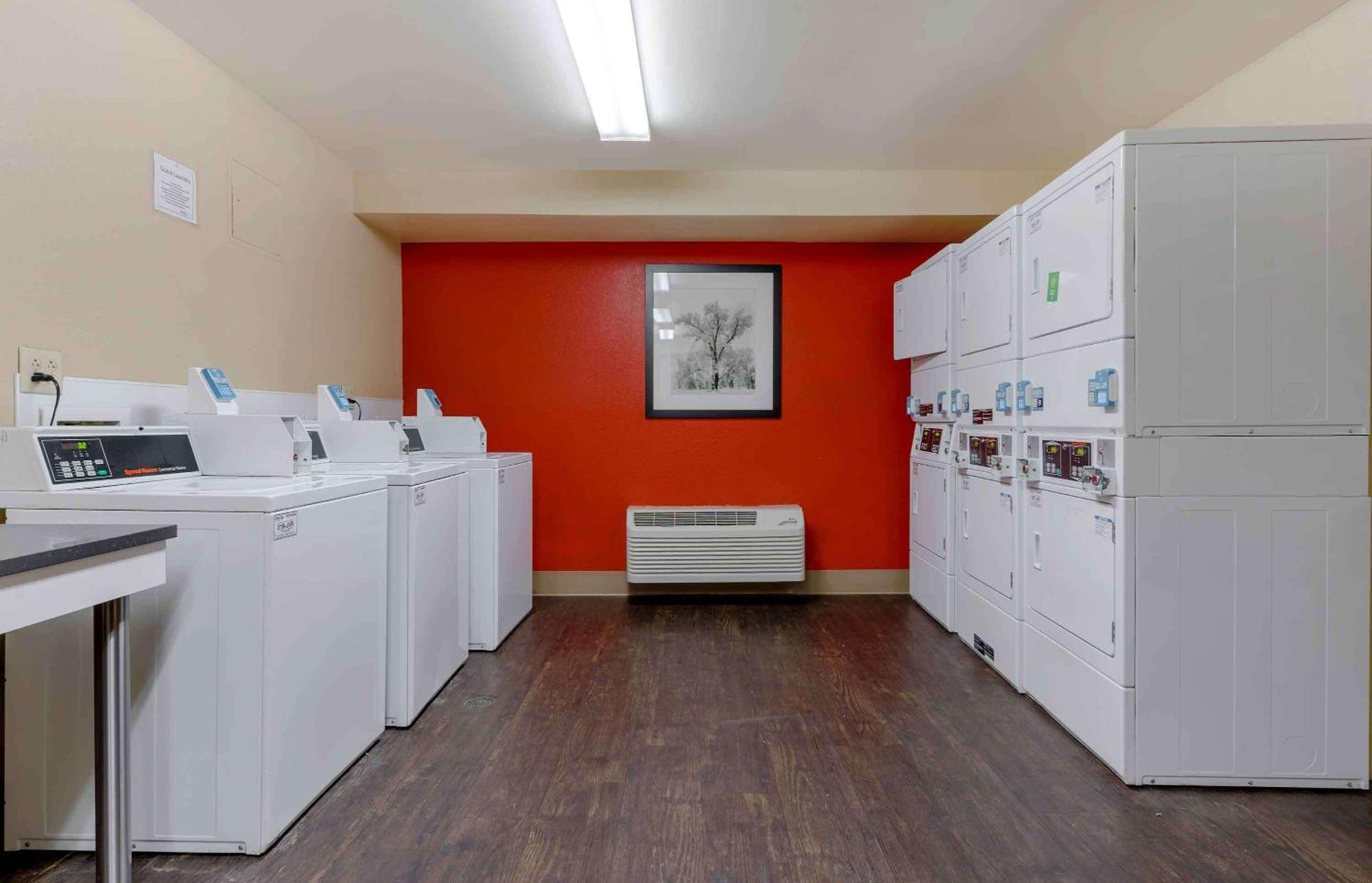 Extended Stay America Suites - Orlando - Lake Mary - 1036 Greenwood Blvd Eksteriør billede