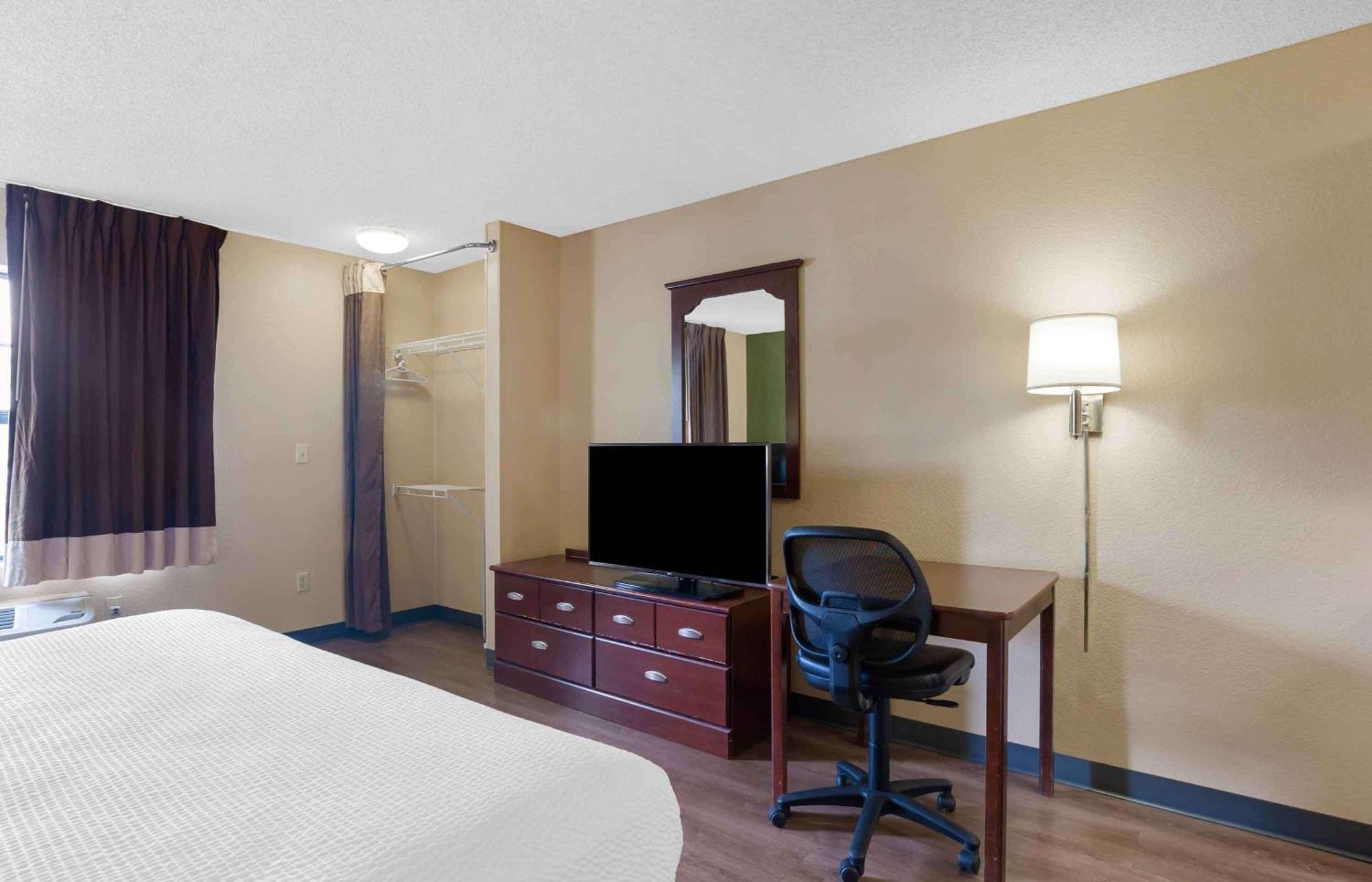 Extended Stay America Suites - Orlando - Lake Mary - 1036 Greenwood Blvd Eksteriør billede