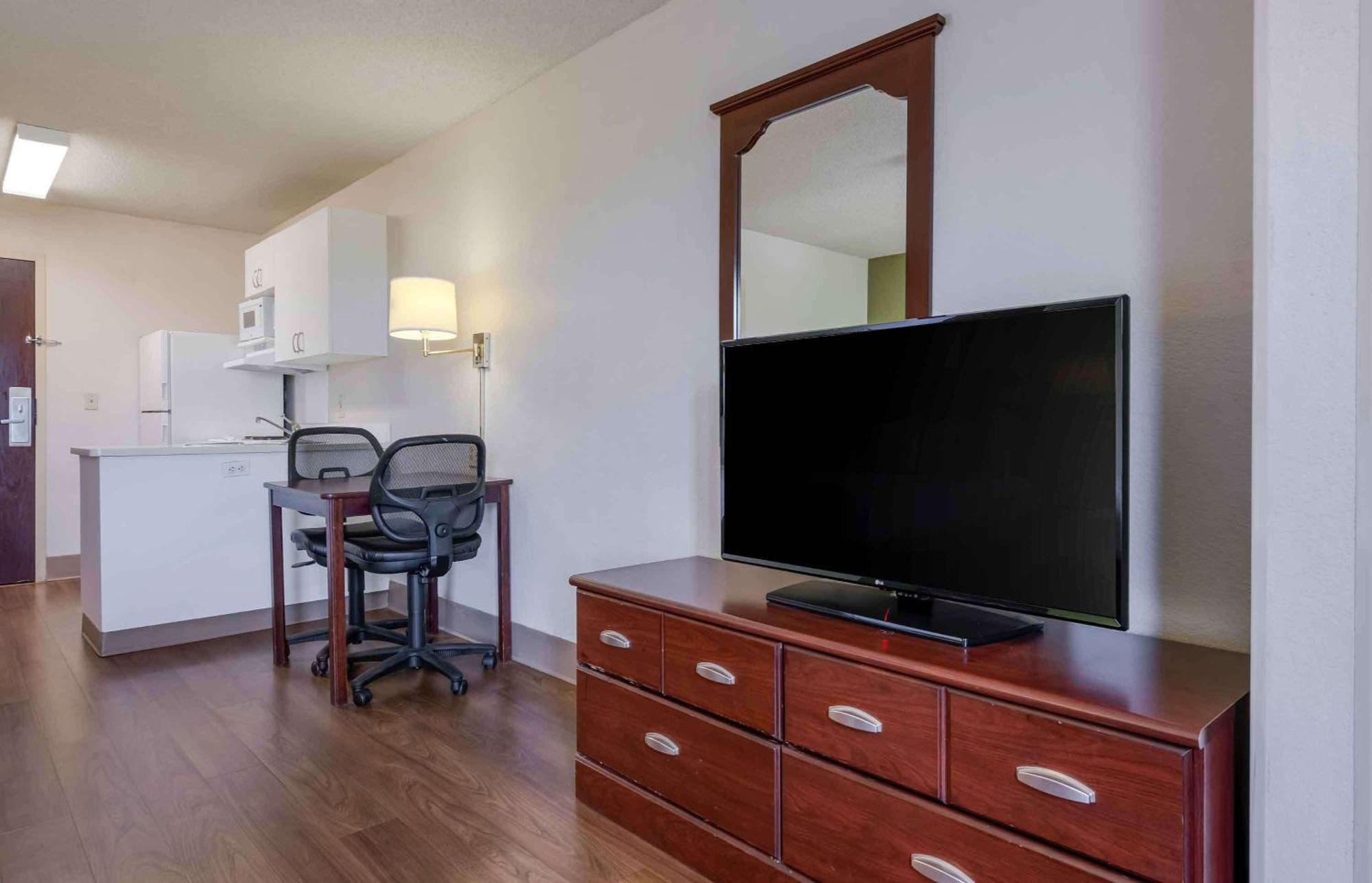 Extended Stay America Suites - Orlando - Lake Mary - 1036 Greenwood Blvd Eksteriør billede